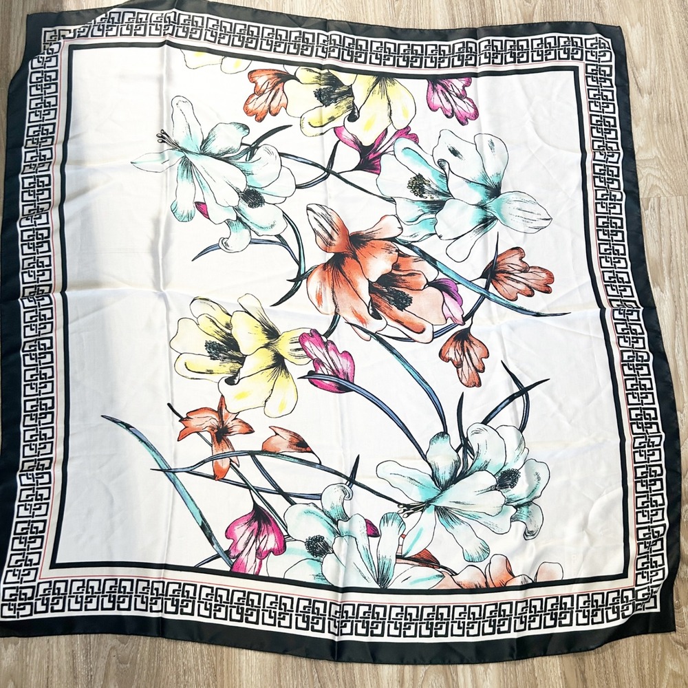 NWT Chico's Womens Floral Geometricā Border Elegant Silky Square Scarf OS 41"